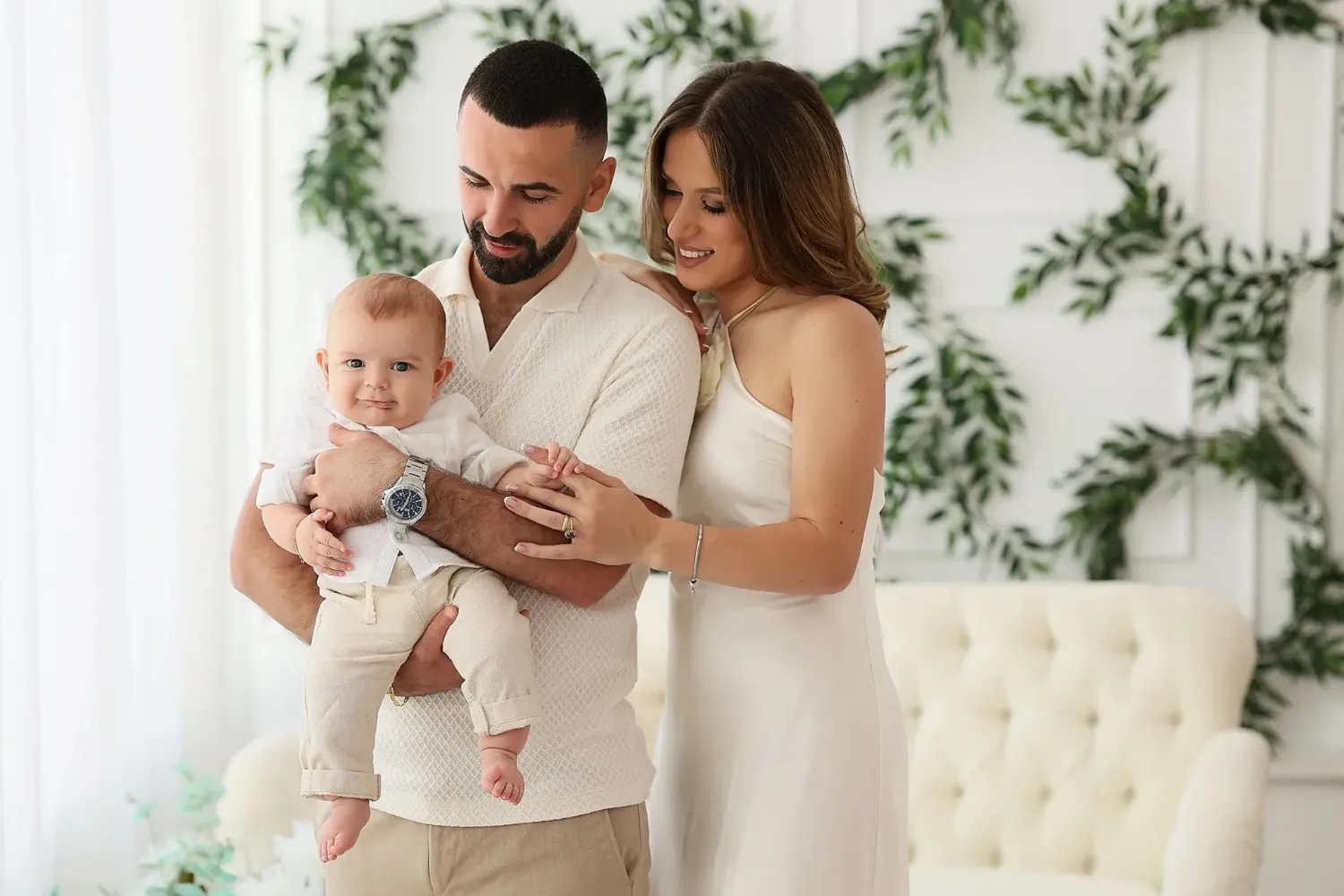 Fotografi çift – momente romantike, dritë natyrale dhe lidhje e vërtetë