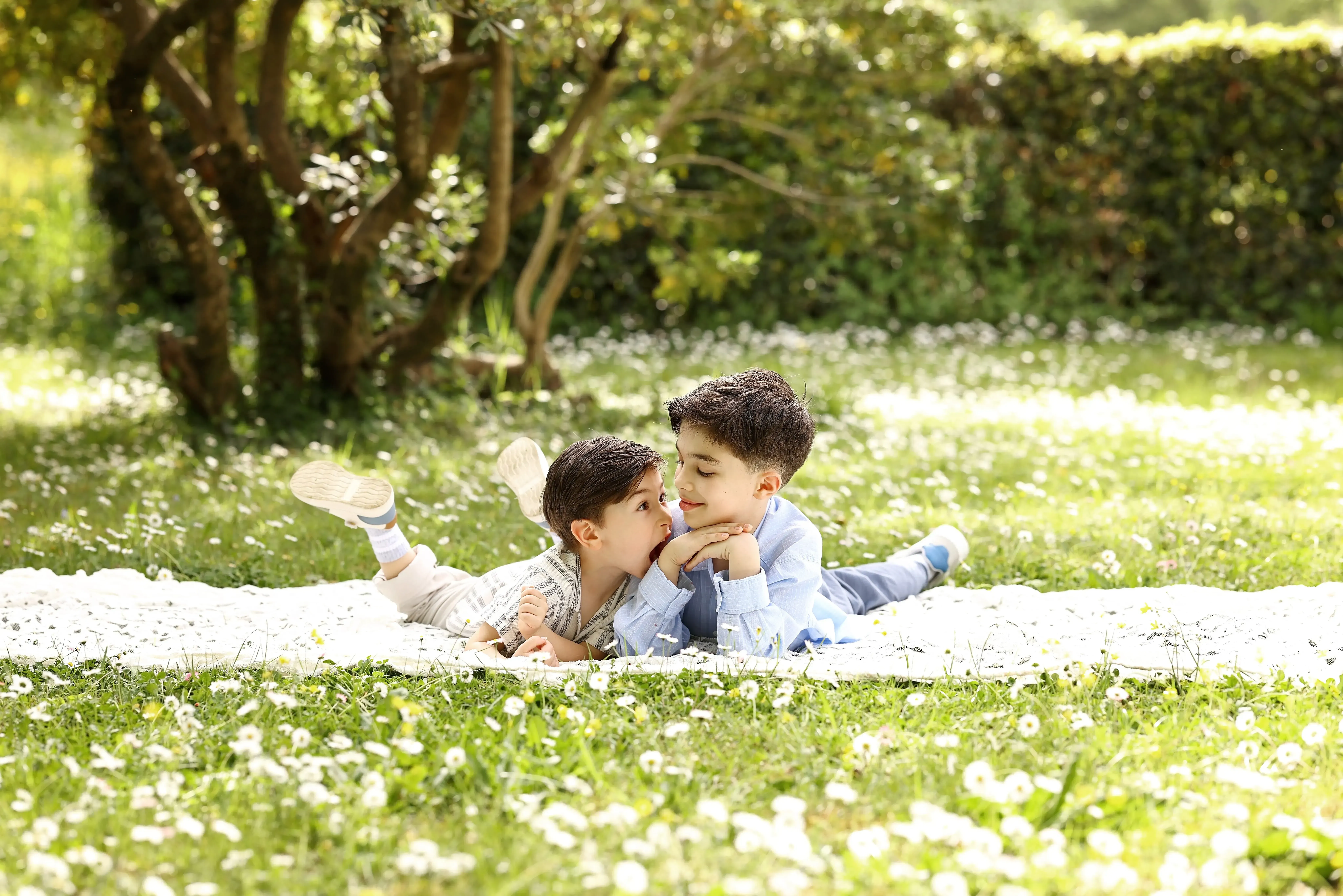 Fotografi familjare – momente të natyrshme me të dashurit